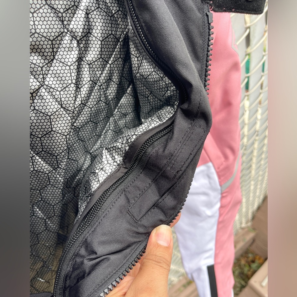 Motorcycle Jackets - Picture 6 of 16